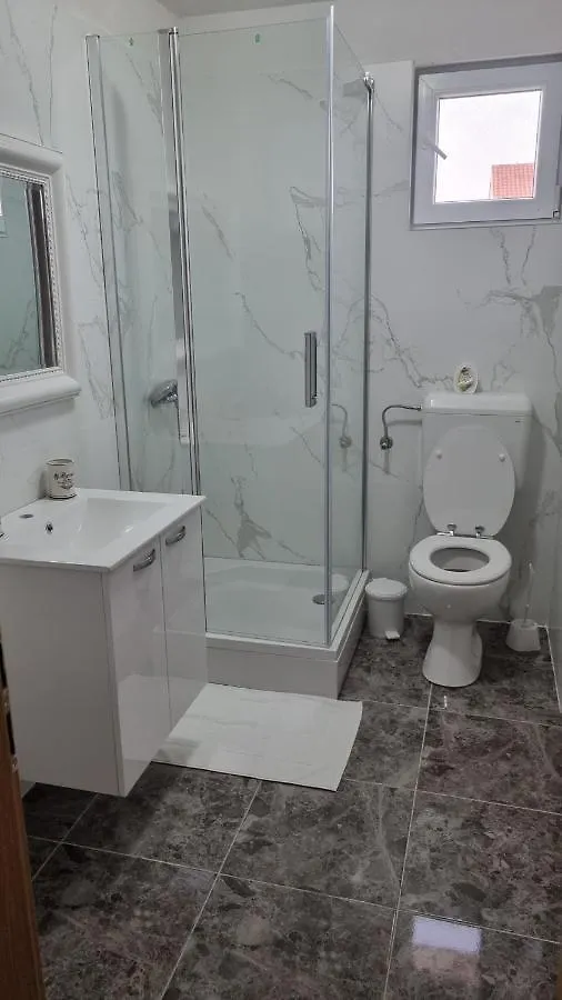 Apartmani Natalija 4 Stars Mrljane Appartement