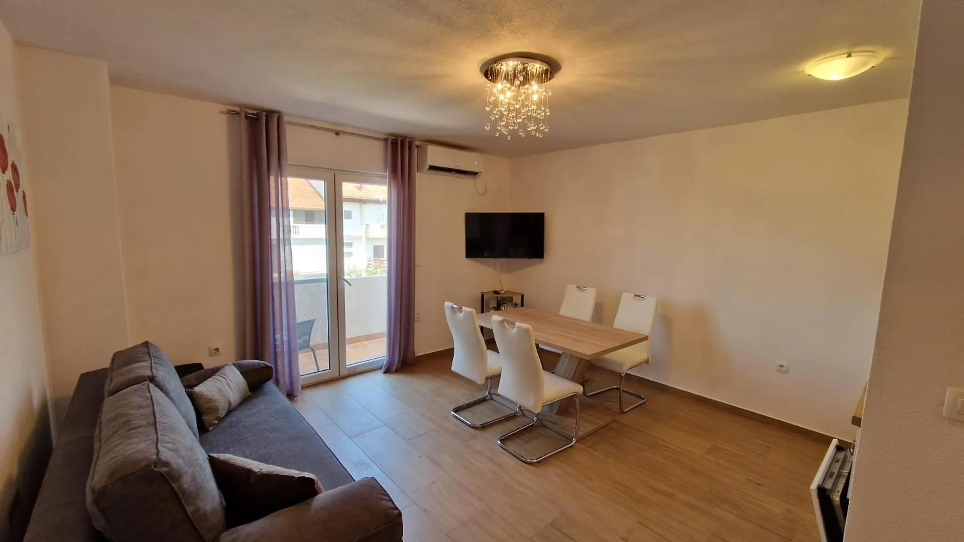 Apartmani Natalija 4 Stars Mrljane 0*,