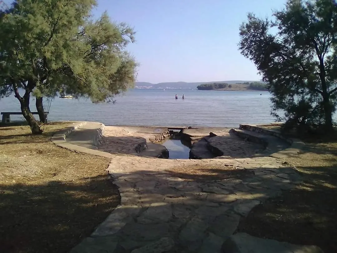 Apartmani Natalija 4 Stars Mrljane Appartement