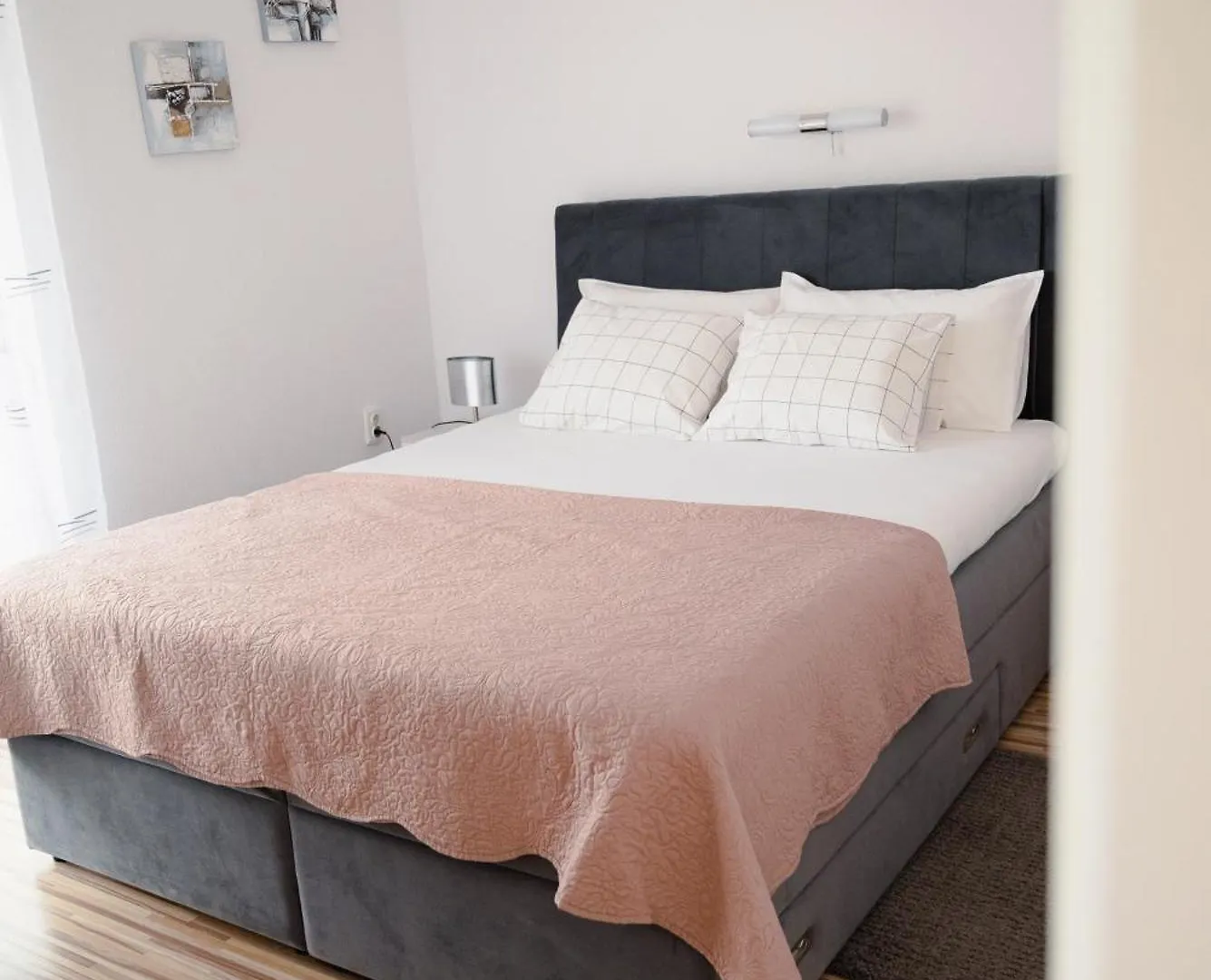 Apartmani Natalija 4 Stars Mrljane